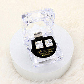 10mm Stud Earrings with Clear Box