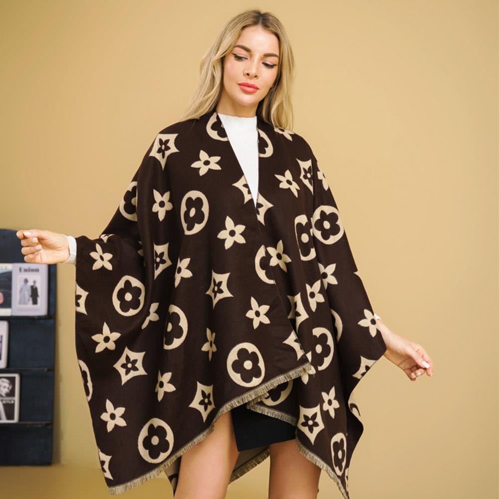 Shawls, Kimonos, Vest, Coats