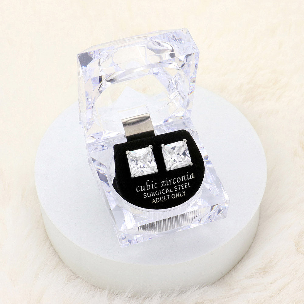 10mm Stud Earrings with Clear Box